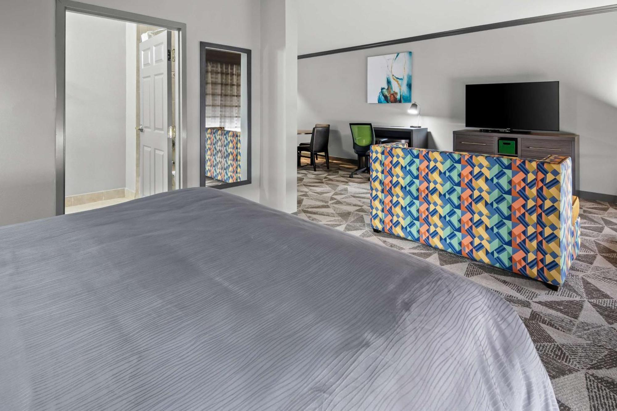 Big Country Hotel & Suites, Surestay Collection By BW Abilene Dış mekan fotoğraf